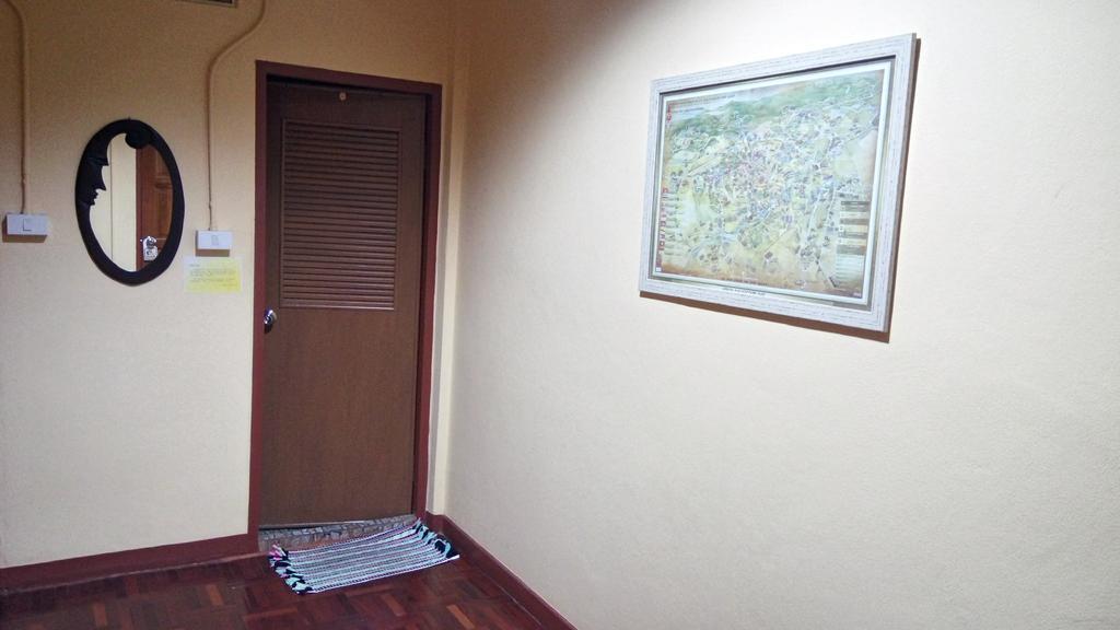 Pm Guesthouse Csiangmaj Kültér fotó